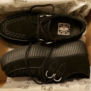 T.U.K. creepers